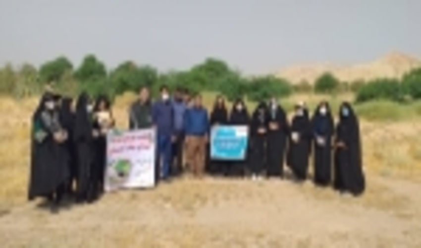  به مناسبت هفته دفاع مقدس ۳۰۰ نهال در شهرستان رامهرمز کاشته شد.