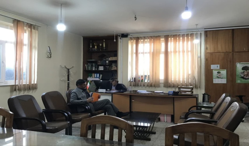 ملاقات عمومی رئیس اداره منابع طبیعی و آبخیزداری مسجد سلیمان با مردم